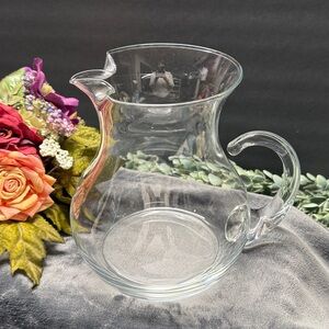 Princess House Heritage 32 Oz clear glass Pitcher
